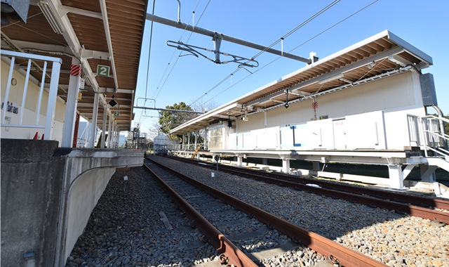 建設技術総合センターで駅のホームや踏切設備などを体験学習