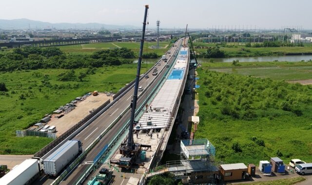 北陸自動車道　栄橋床版取替工事/高速道路リニューアル工事